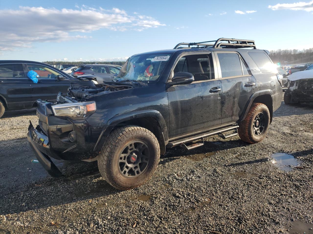 Lot #3046087304 2023 TOYOTA 4RUNNER SE