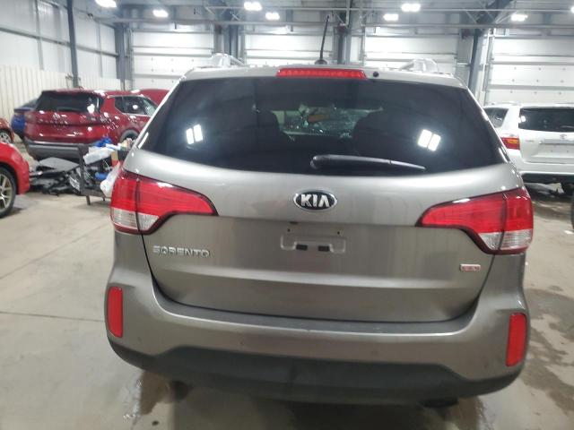 2015 KIA SORENTO LX - 5XYKTCA60FG616370