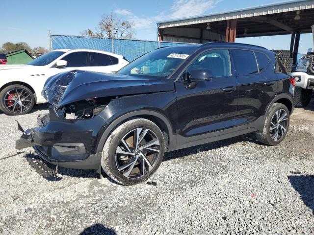 VOLVO XC40 T4 R-