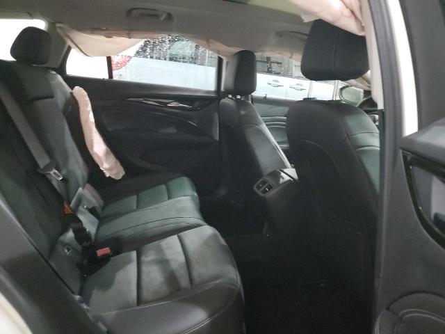 2018 BUICK REGAL TOUR W04GV8SX4J1102609