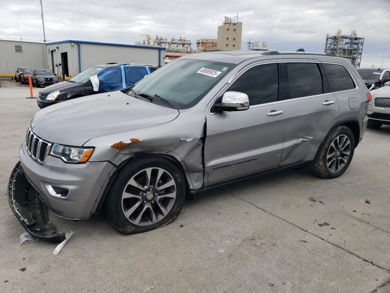  Salvage Jeep Grand Cherokee