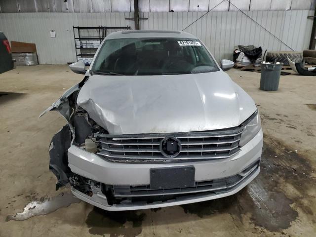 2018 VOLKSWAGEN PASSAT SE - 1VWBA7A3XJC051218