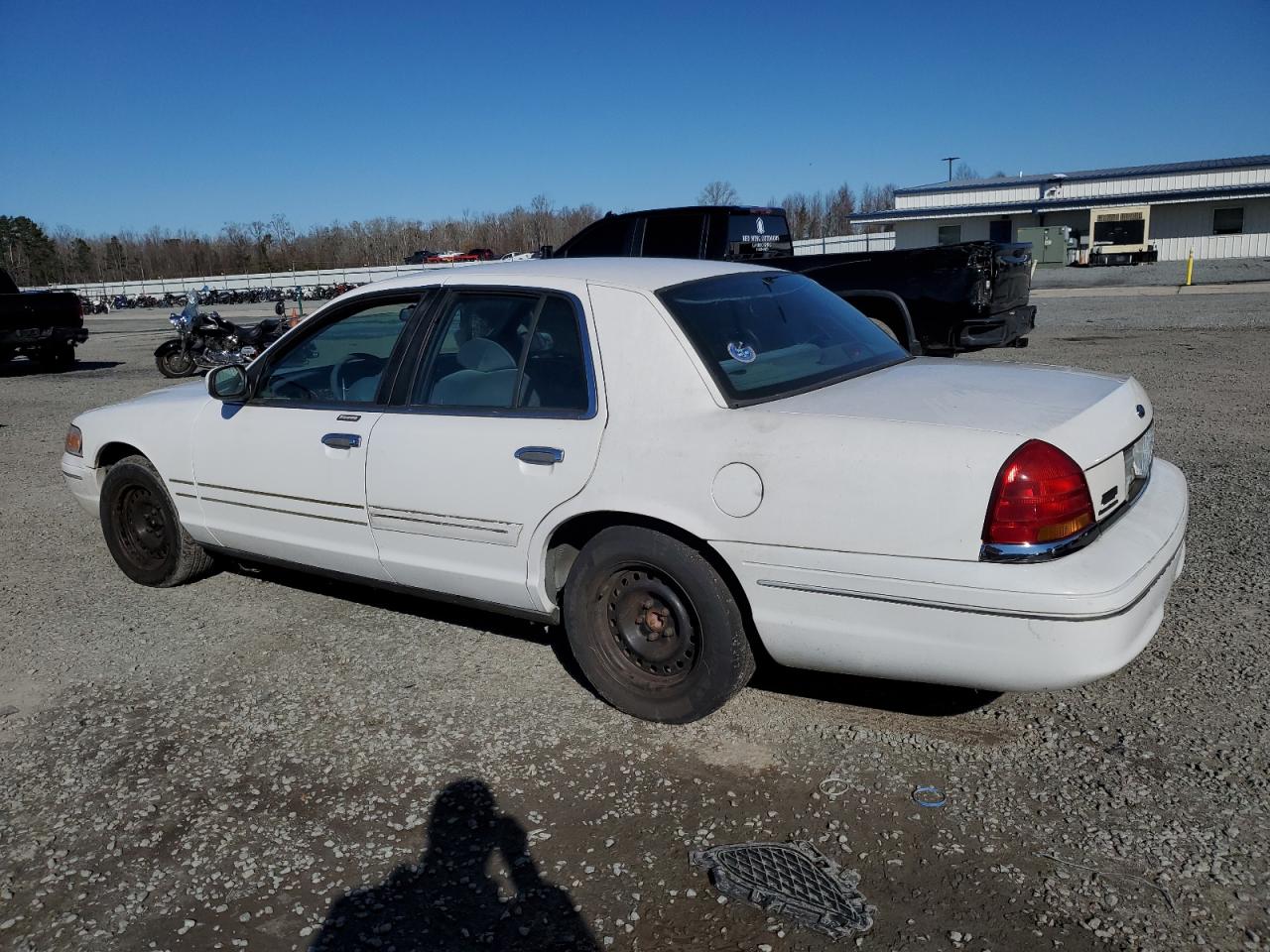 Lot #3049636209 1998 FORD CROWN VICT