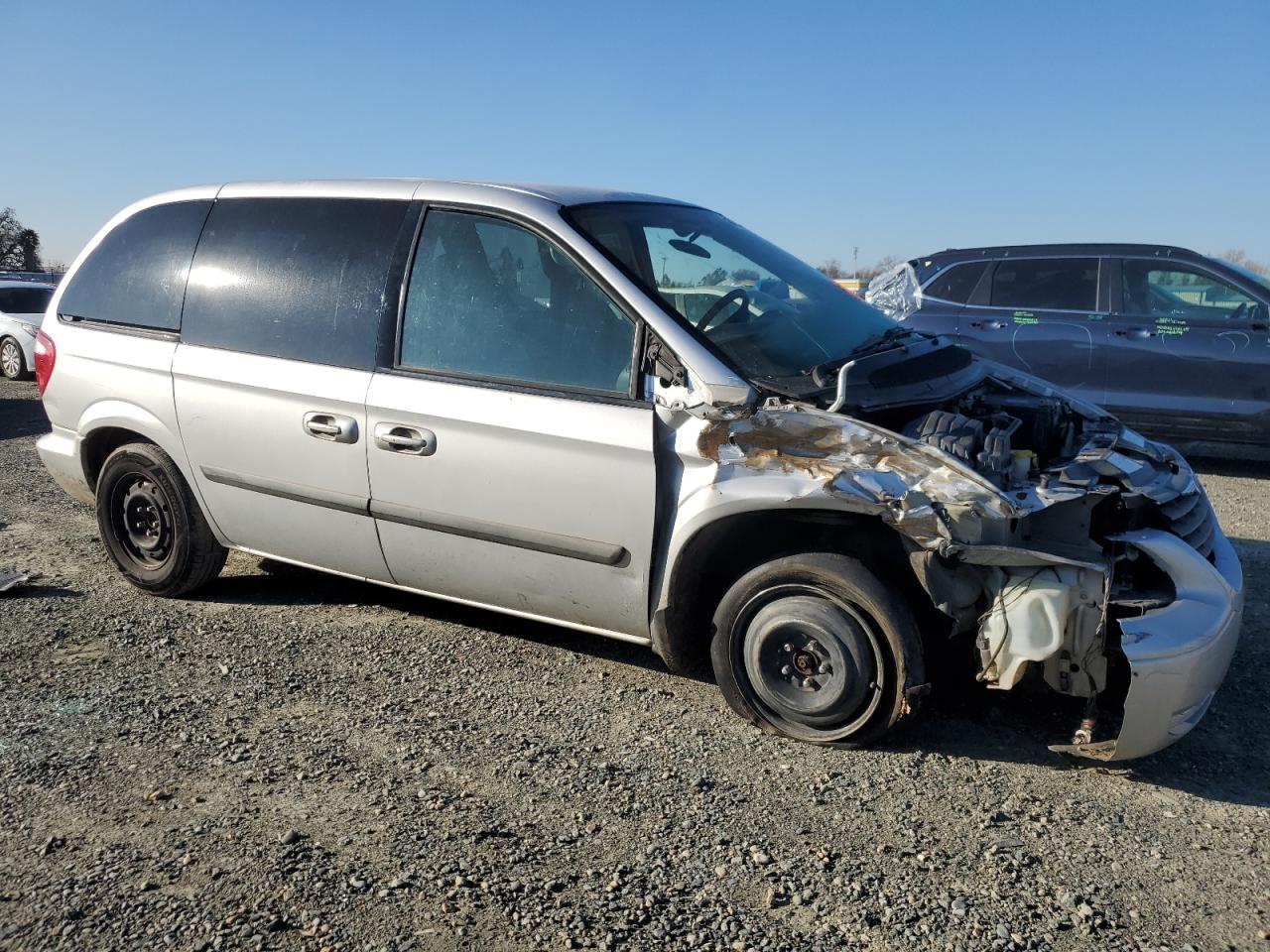 Lot #3050615099 2005 CHRYSLER TOWN & COU