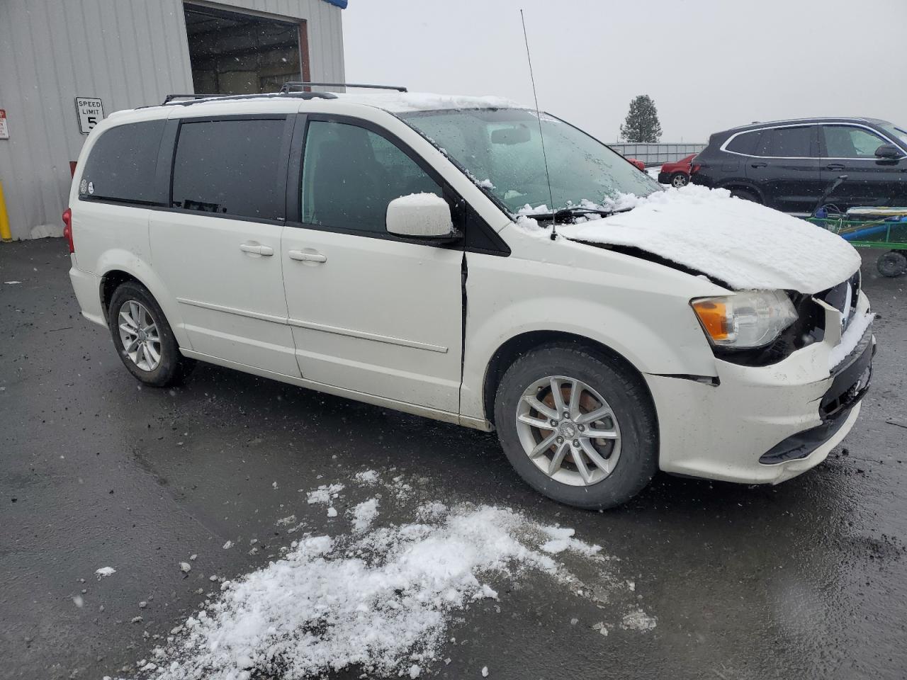 Lot #3044685216 2013 DODGE GRAND CARA