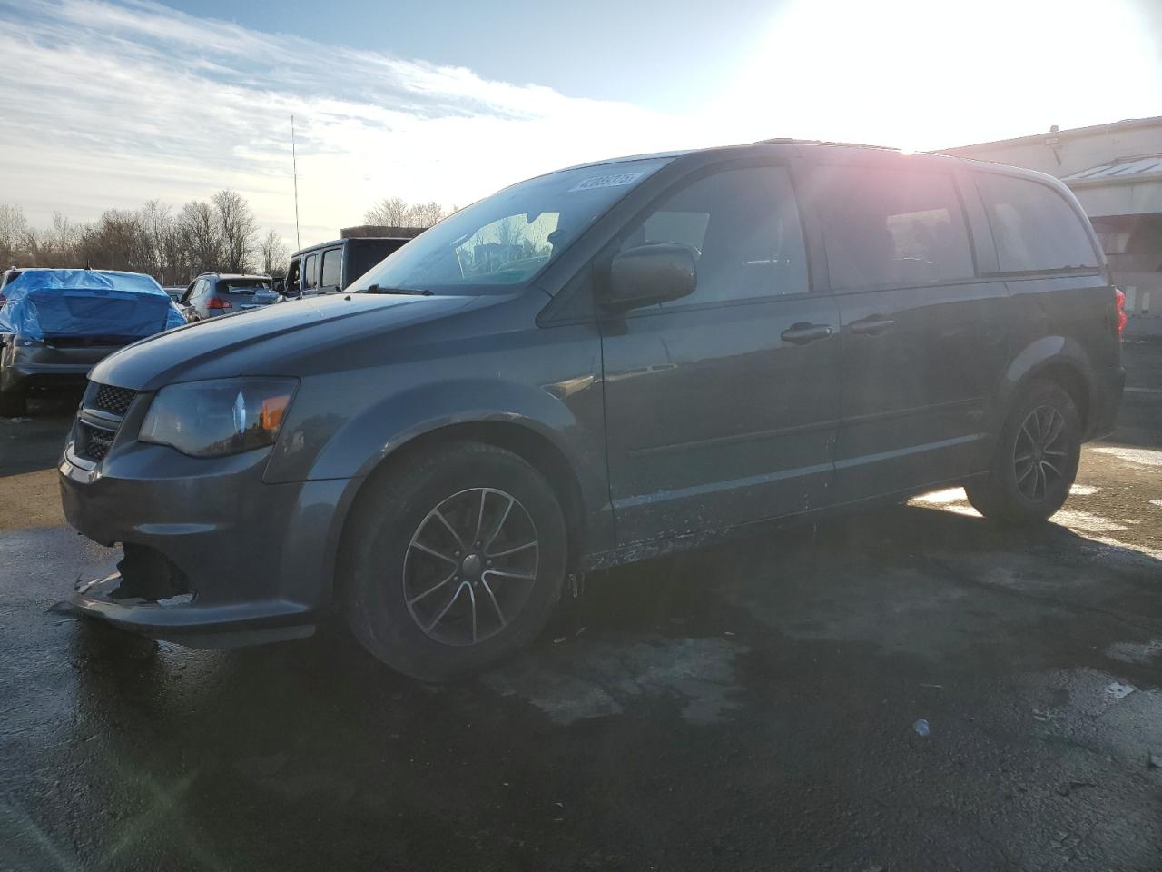  Salvage Dodge Caravan