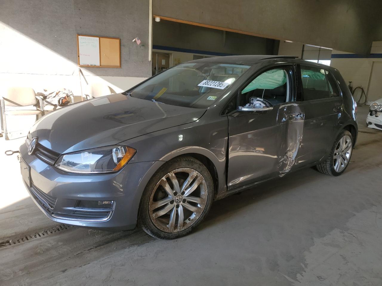  Salvage Volkswagen Golf