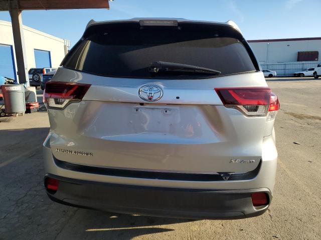 2019 TOYOTA HIGHLANDER - 5TDJZRFH4KS577917