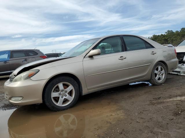 TOYOTA CAMRY LE 2002 tan sedan 4d gas 4T1BF32K82U513270 photo #1