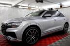 AUDI Q8 PREMIUM photo