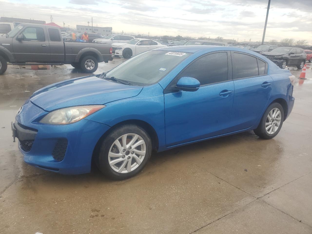  Salvage Mazda 3