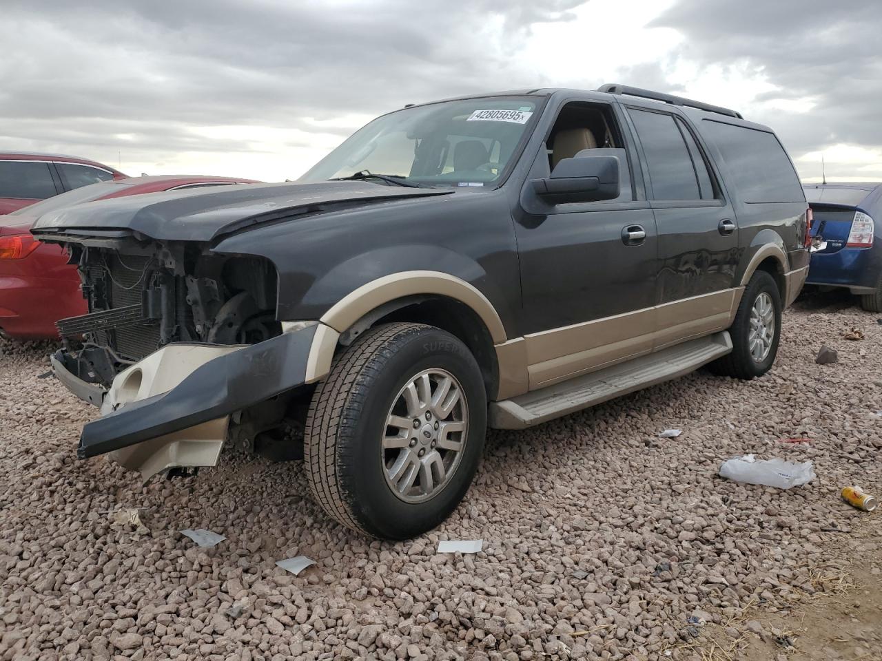  Salvage Ford Expedition