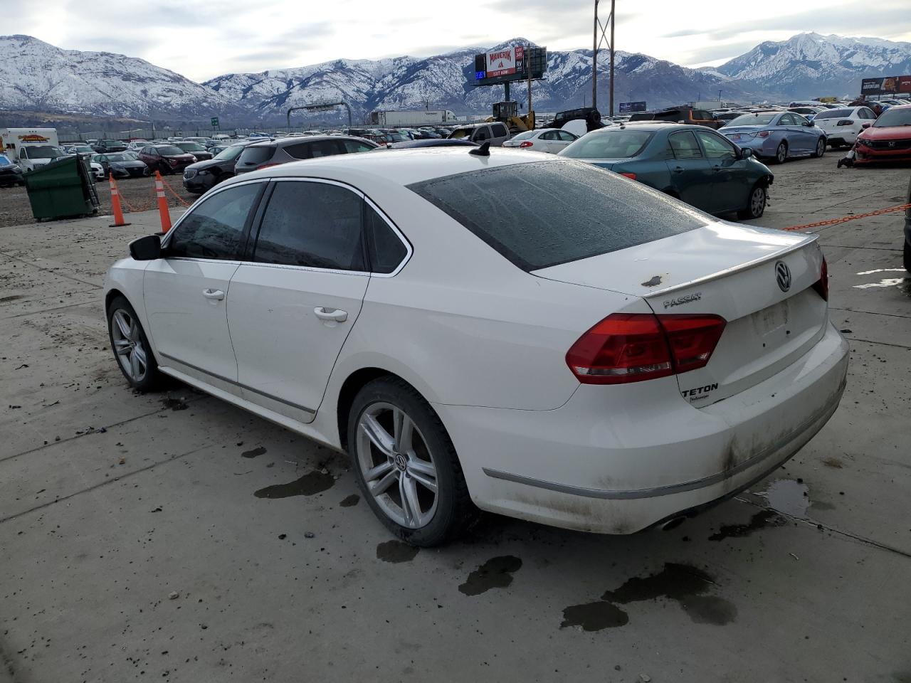 Lot #3045695640 2015 VOLKSWAGEN PASSAT SEL