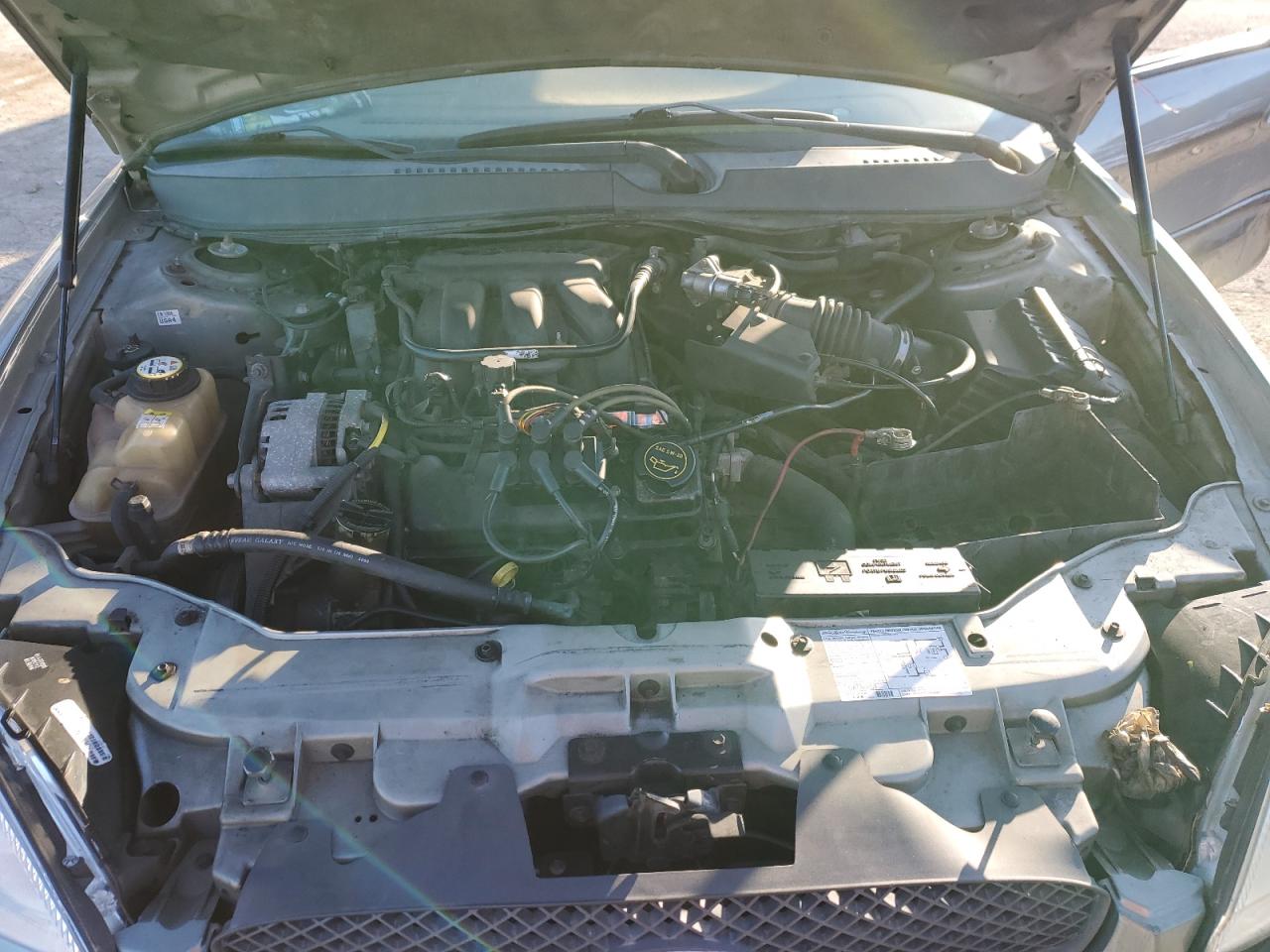 Lot #3266756361 2004 FORD TAURUS SE