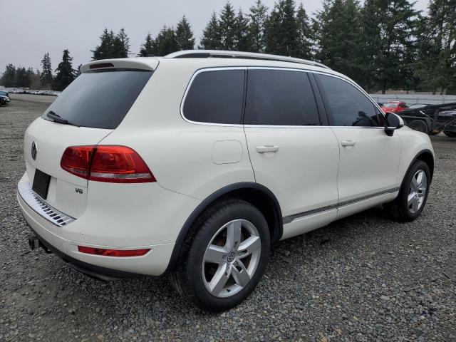 VOLKSWAGEN TOUAREG V6 2011 white 4dr spor gas WVGFF9BP1BD003665 photo #4