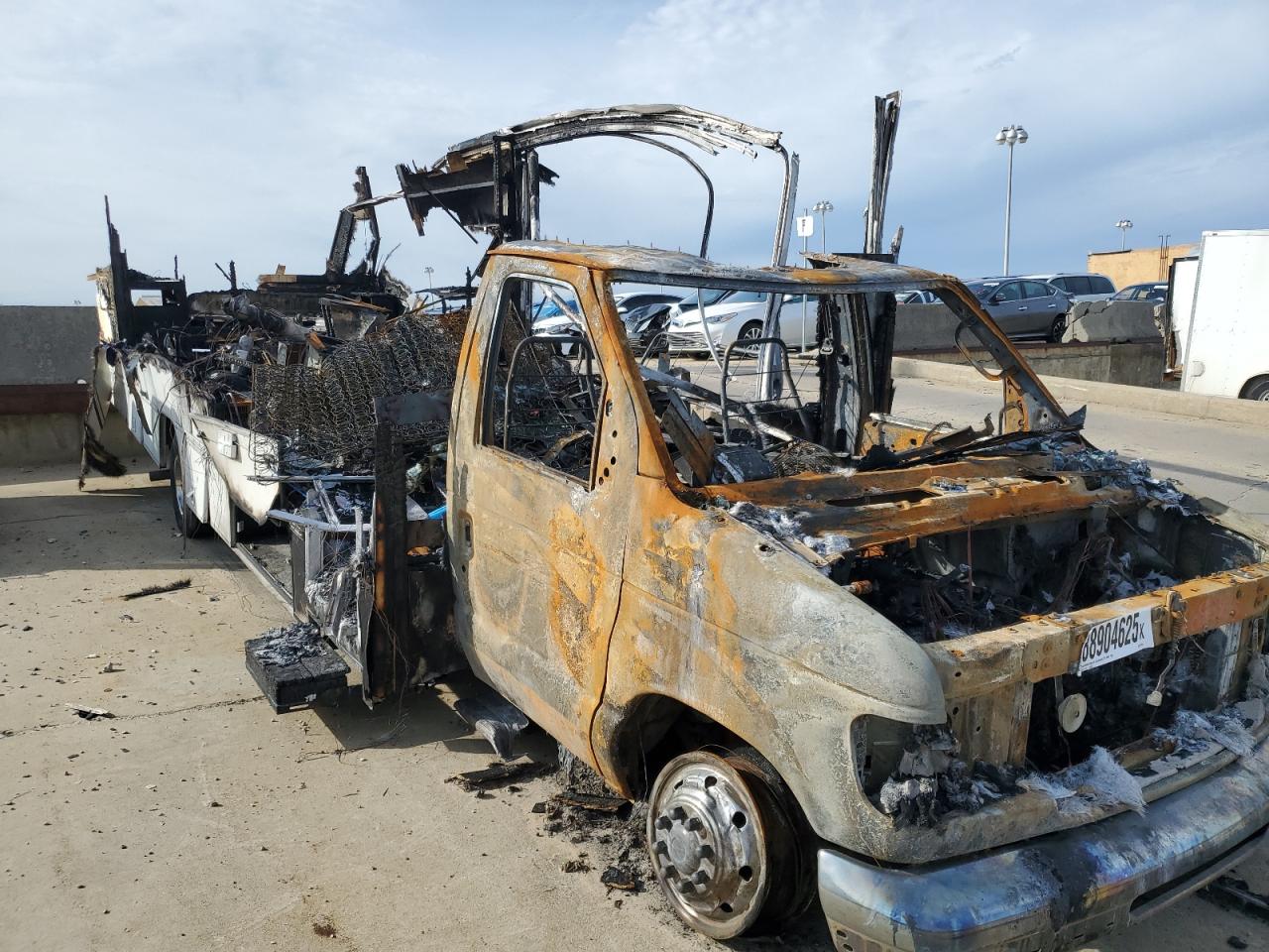  Salvage Ford Econoline