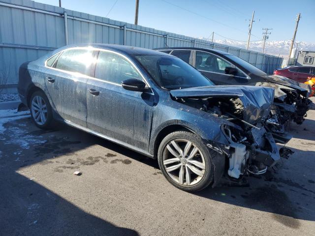 2018 VOLKSWAGEN PASSAT SE - 1VWBA7A35JC002038