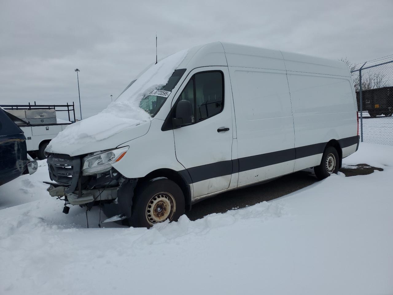 MERCEDES-BENZ SPRINTER 2500