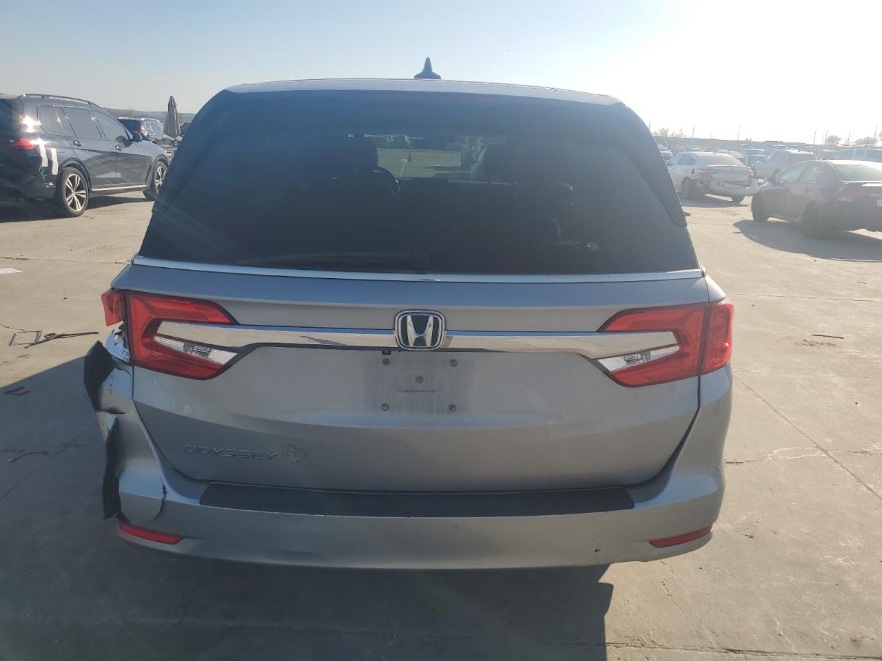 Lot #3048665813 2018 HONDA ODYSSEY EX