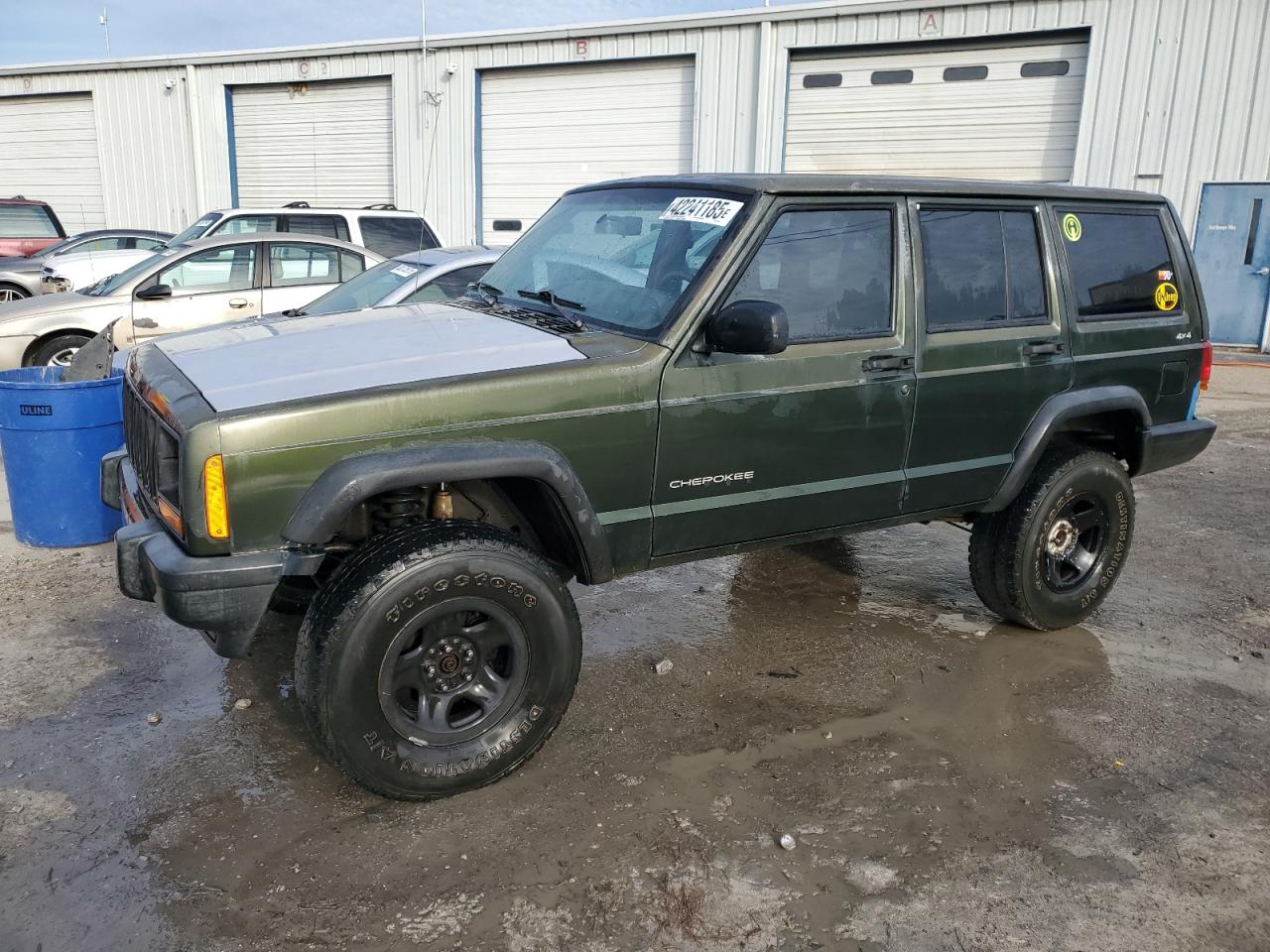  Salvage Jeep Grand Cherokee