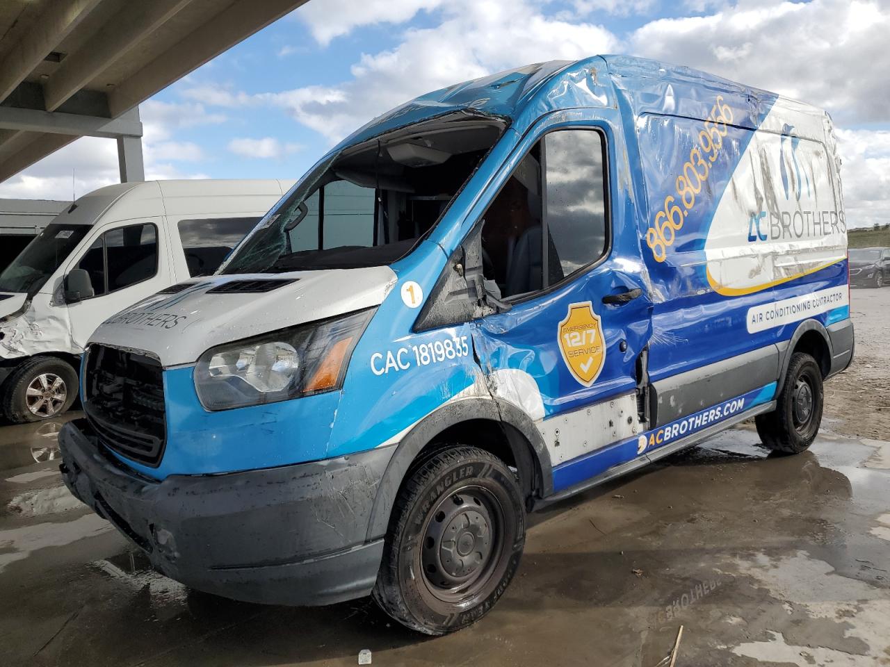  Salvage Ford Transit