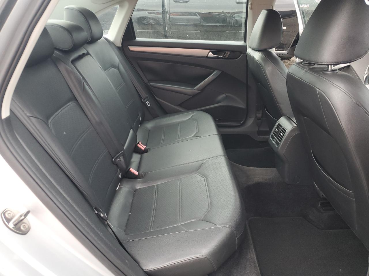 Lot #3076428365 2014 VOLKSWAGEN PASSAT SE