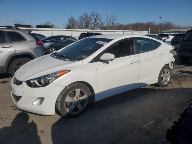 HYUNDAI ELANTRA GL