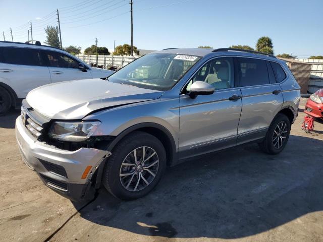 Vin: 3vv3b7ax8lm036808, lot: 42124825, volkswagen tiguan se 2020 img_1