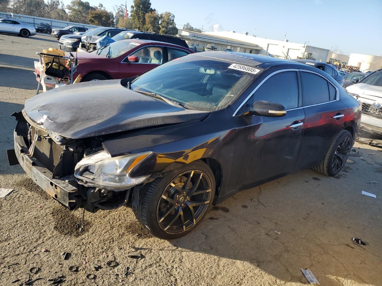  Salvage Nissan Maxima