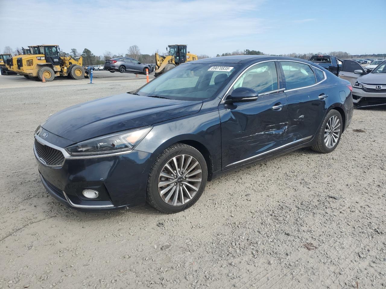  Salvage Kia Cadenza