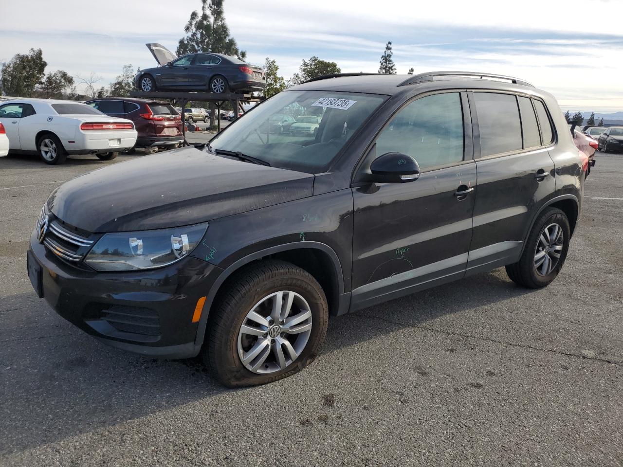  Salvage Volkswagen Tiguan