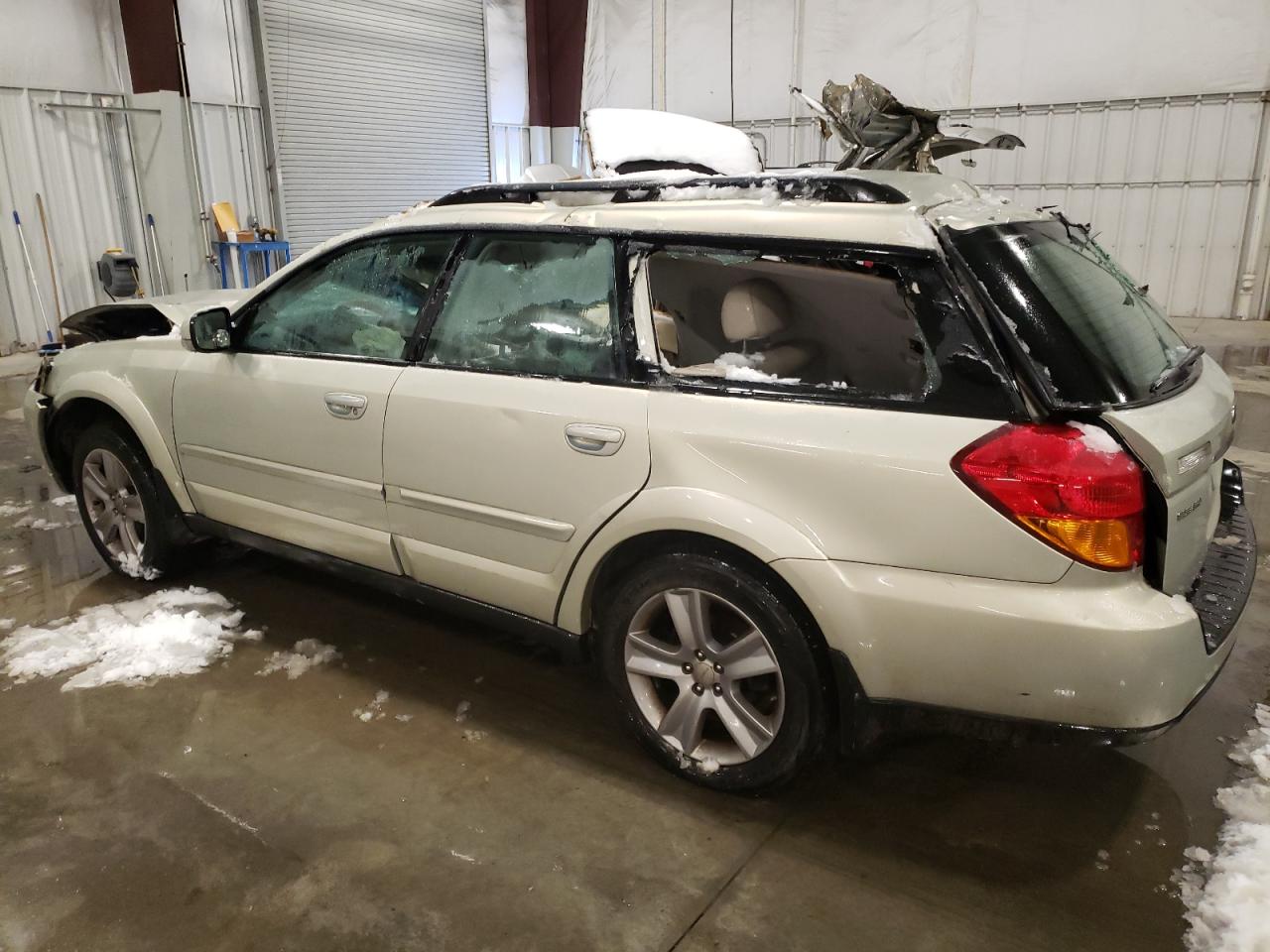 Lot #3056304431 2005 SUBARU OUTBACK OU