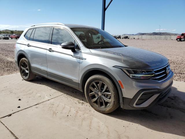 2022 VOLKSWAGEN TIGUAN SE 3VV3B7AX8NM061856