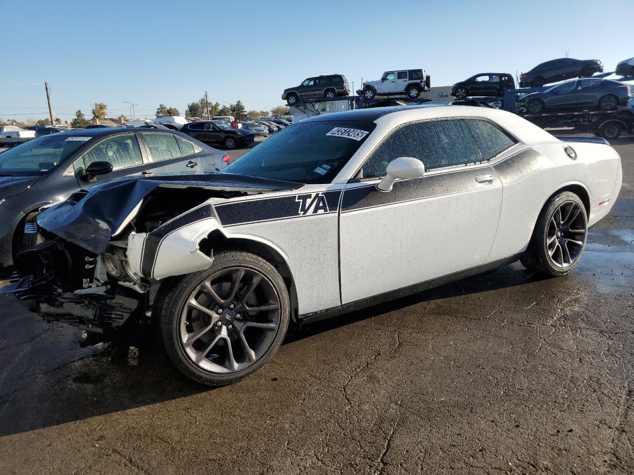  Salvage Dodge Challenger