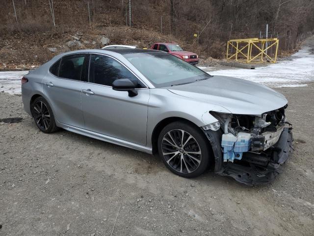 Vin: 4t1b61hk8ju119570, lot: 41702265, toyota camry xse 20184