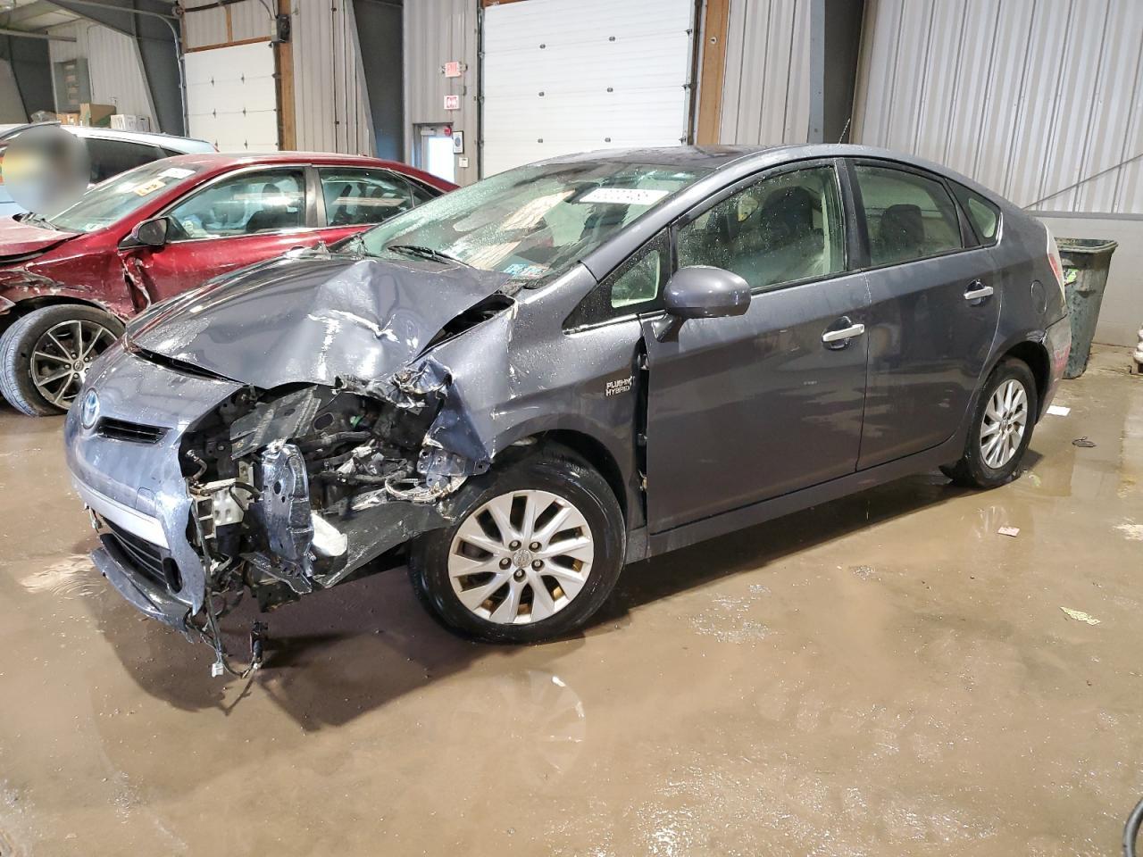  Salvage Toyota Prius