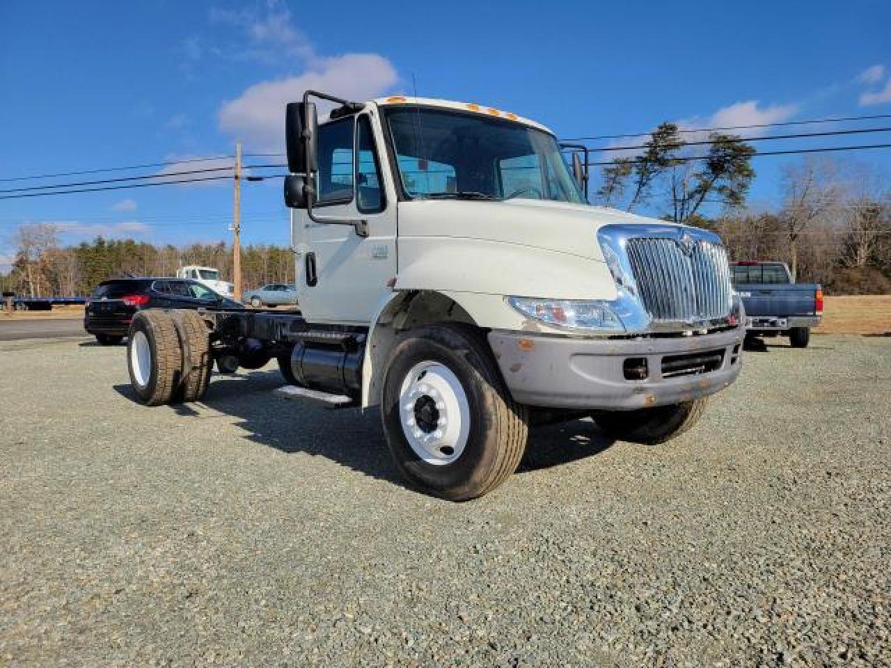 Lot #3050568082 2007 INTERNATIONAL 4000 4300