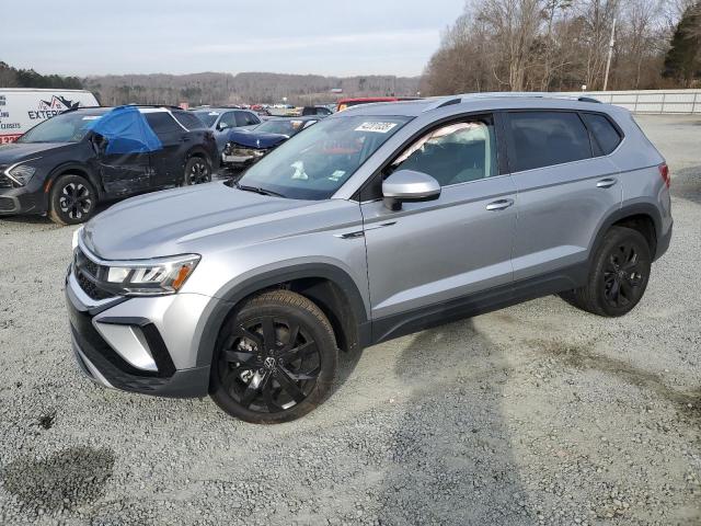 Vin: 3vvex7b26rm010696, lot: 42201035, volkswagen taos se se 2024 img_1