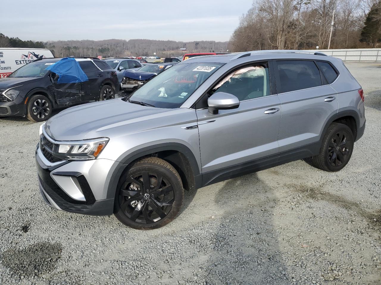 VOLKSWAGEN TAOS SE