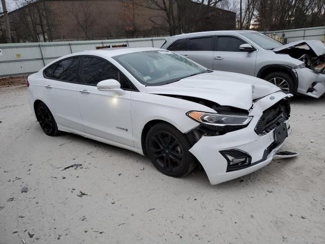 2019 FORD FUSION TIT - 3FA6P0RU2KR138112