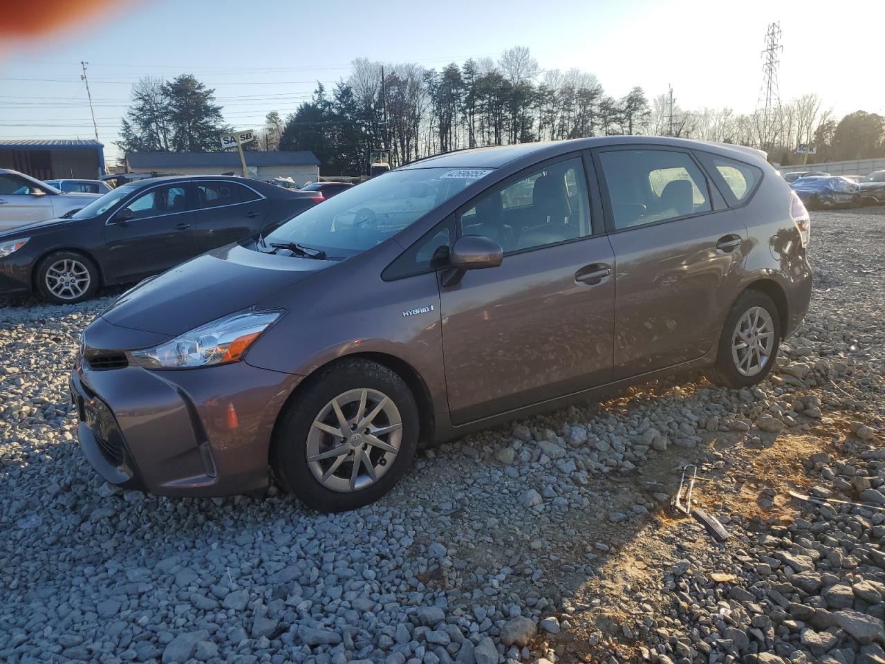 JTDZN3EUXHJ074070 TOYOTA PRIUS V 2017