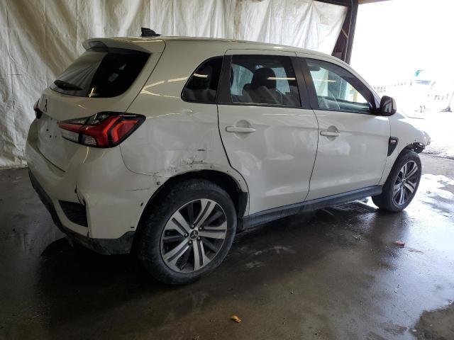 MITSUBISHI OUTLANDER 2021 white  gas JA4ARUAU2MU030564 photo #4