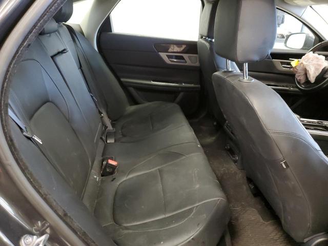 2017 JAGUAR XF PREMIUM SAJBD4BV4HCY29193