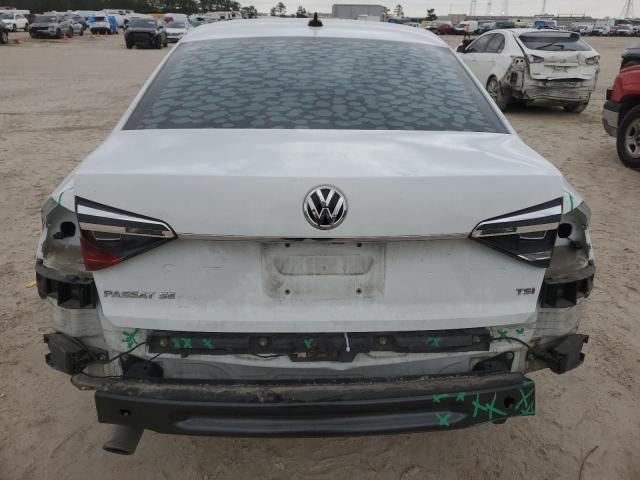 2018 VOLKSWAGEN PASSAT SE - 1VWBA7A35JC011001