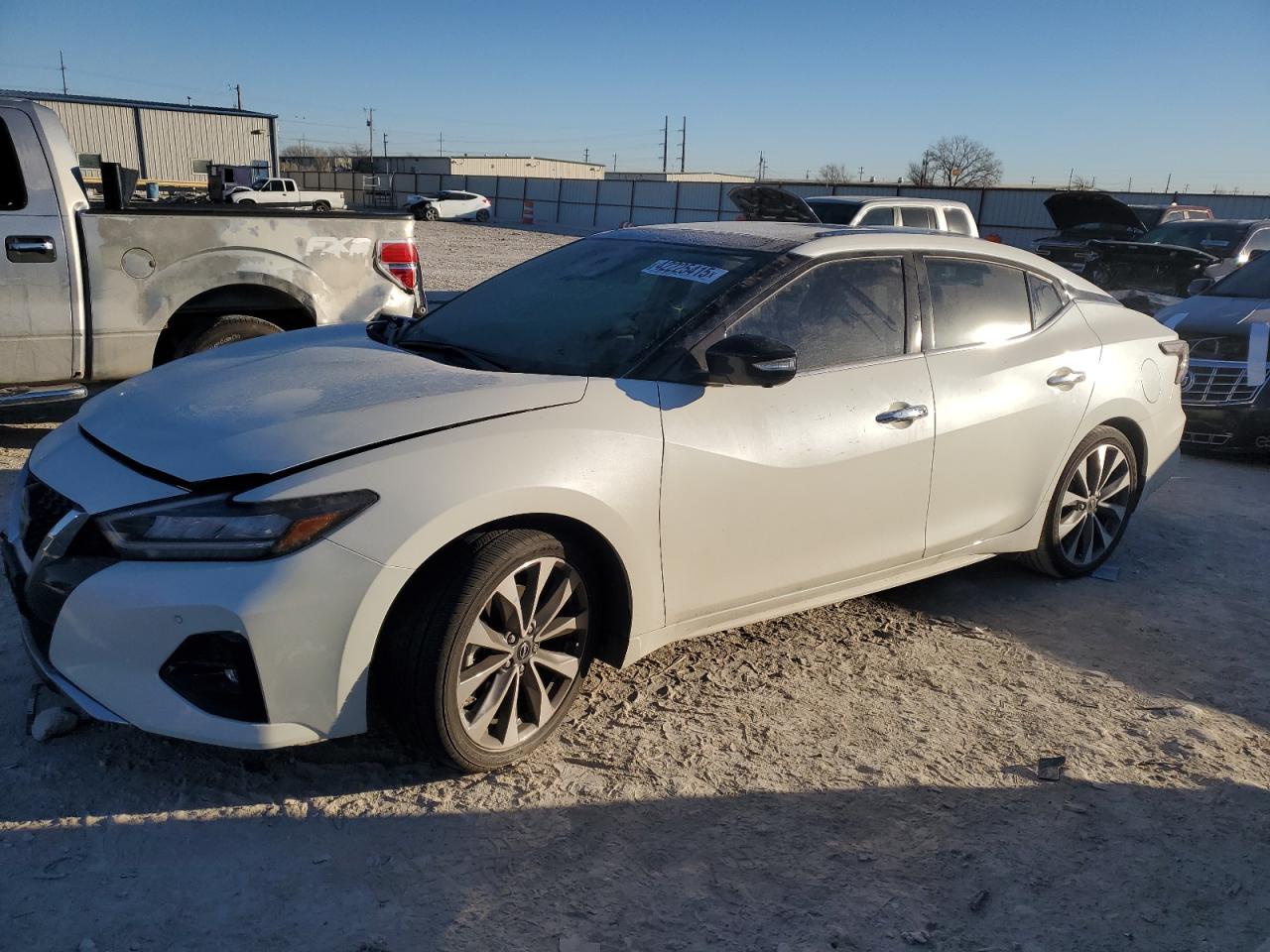  Salvage Nissan Maxima