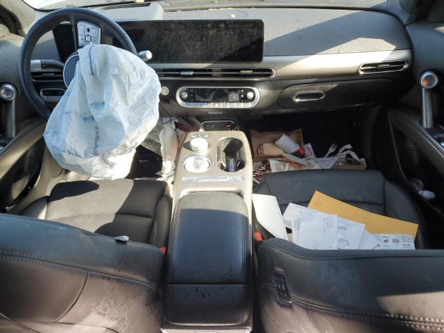 2024 GENESIS GV60 STAND KMUKB4SA8RU022198
