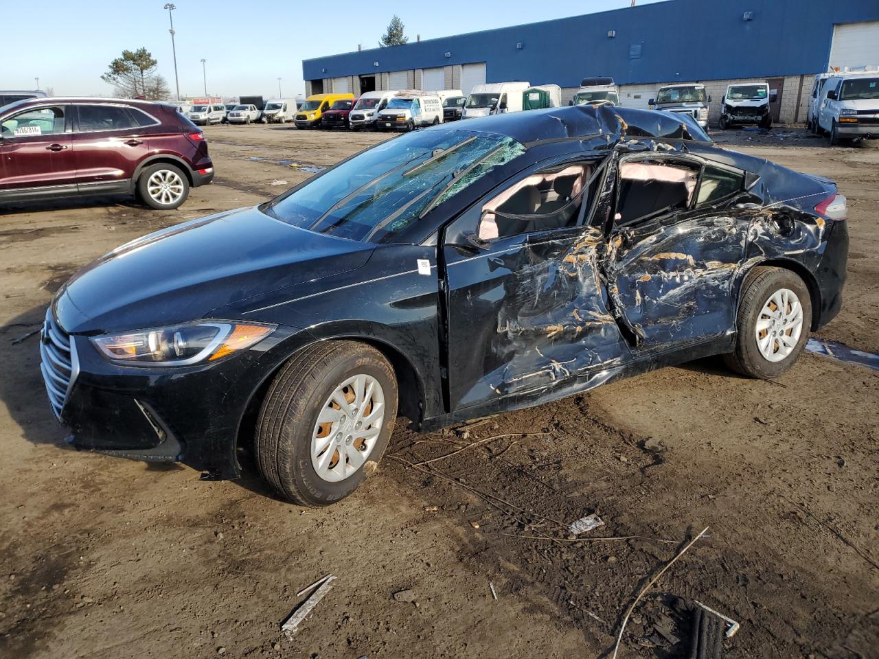 HYUNDAI ELANTRA SE