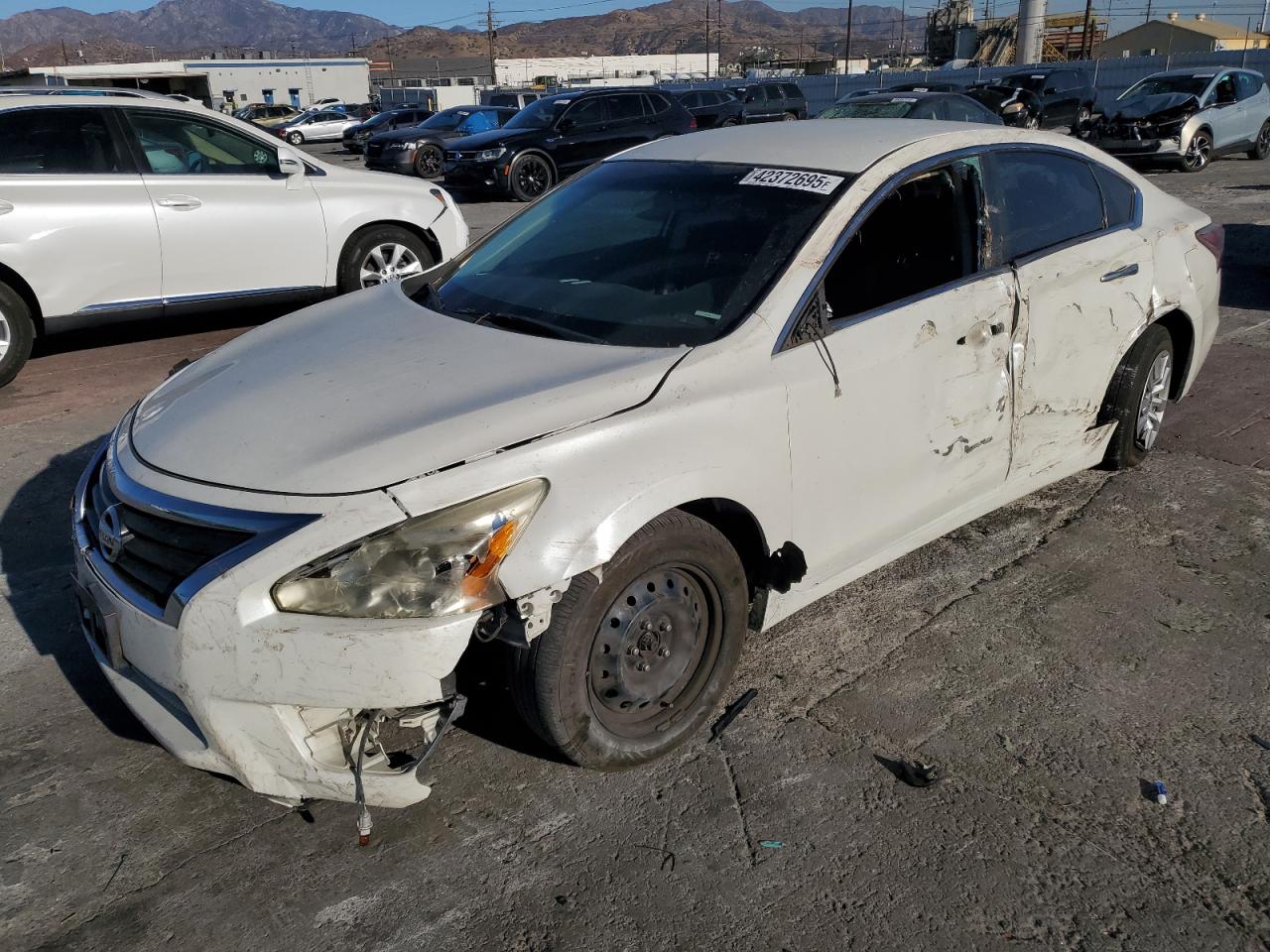  Salvage Nissan Altima