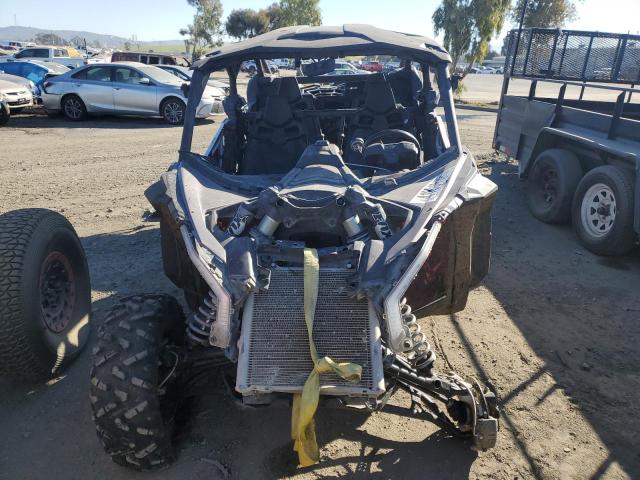 2018 CAN-AM MAVERICK X - 3JBVNAW41JK000397