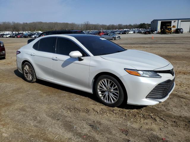 2018 TOYOTA CAMRY L - 4T1B11HKXJU036351